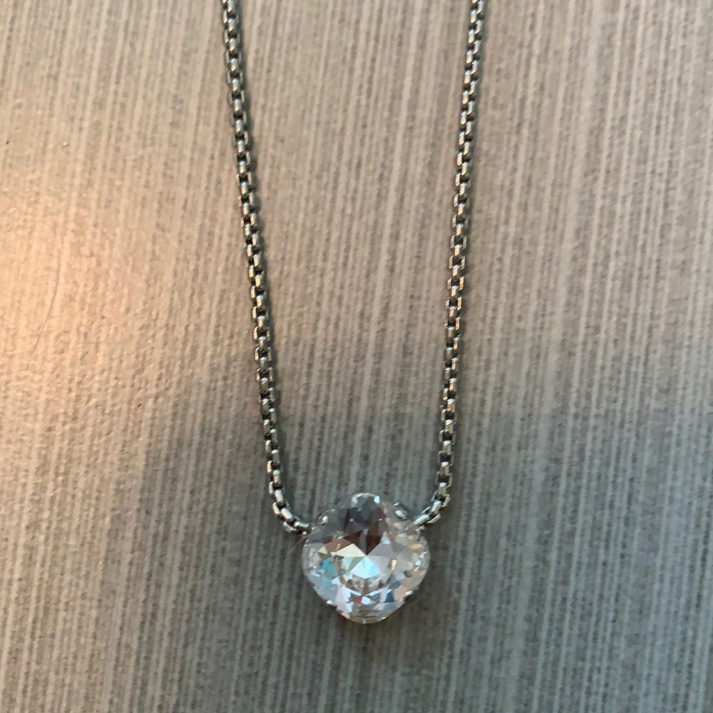 Sabika one stone necklace